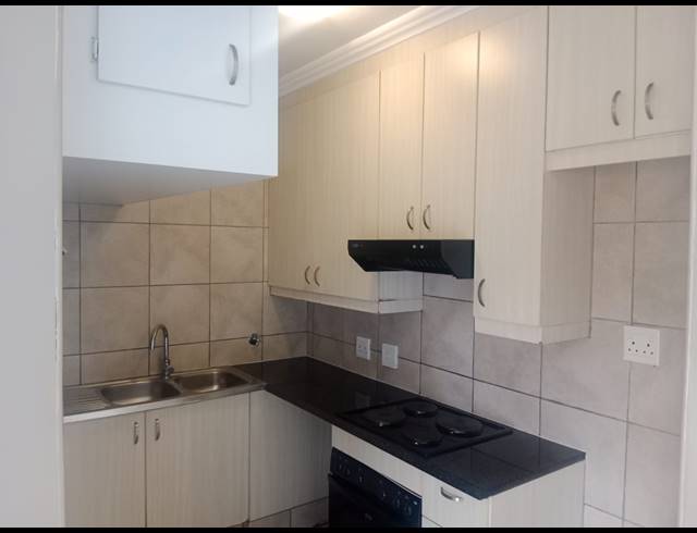 2 BEDROOM SECTIONAL TITLE FOR SALE IN SHELLY BEACH